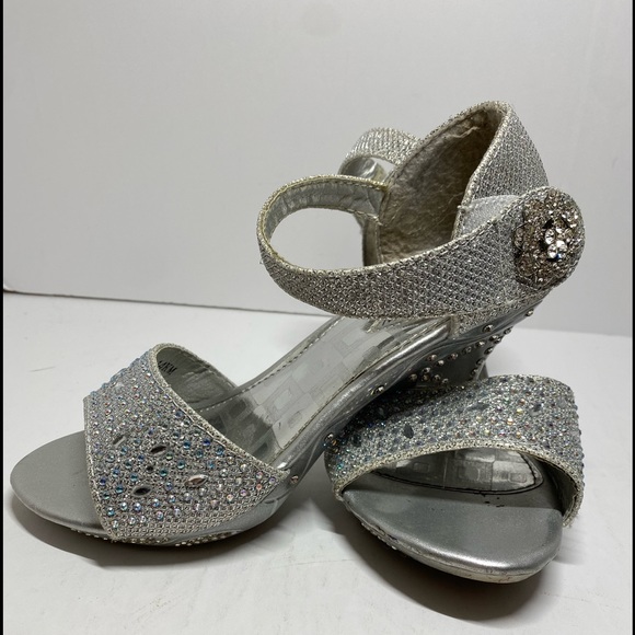 Lucita Shoes Lucita Girls Rhinestone Dresspageant Sz 2 Shoes Jna4ks Poshmark